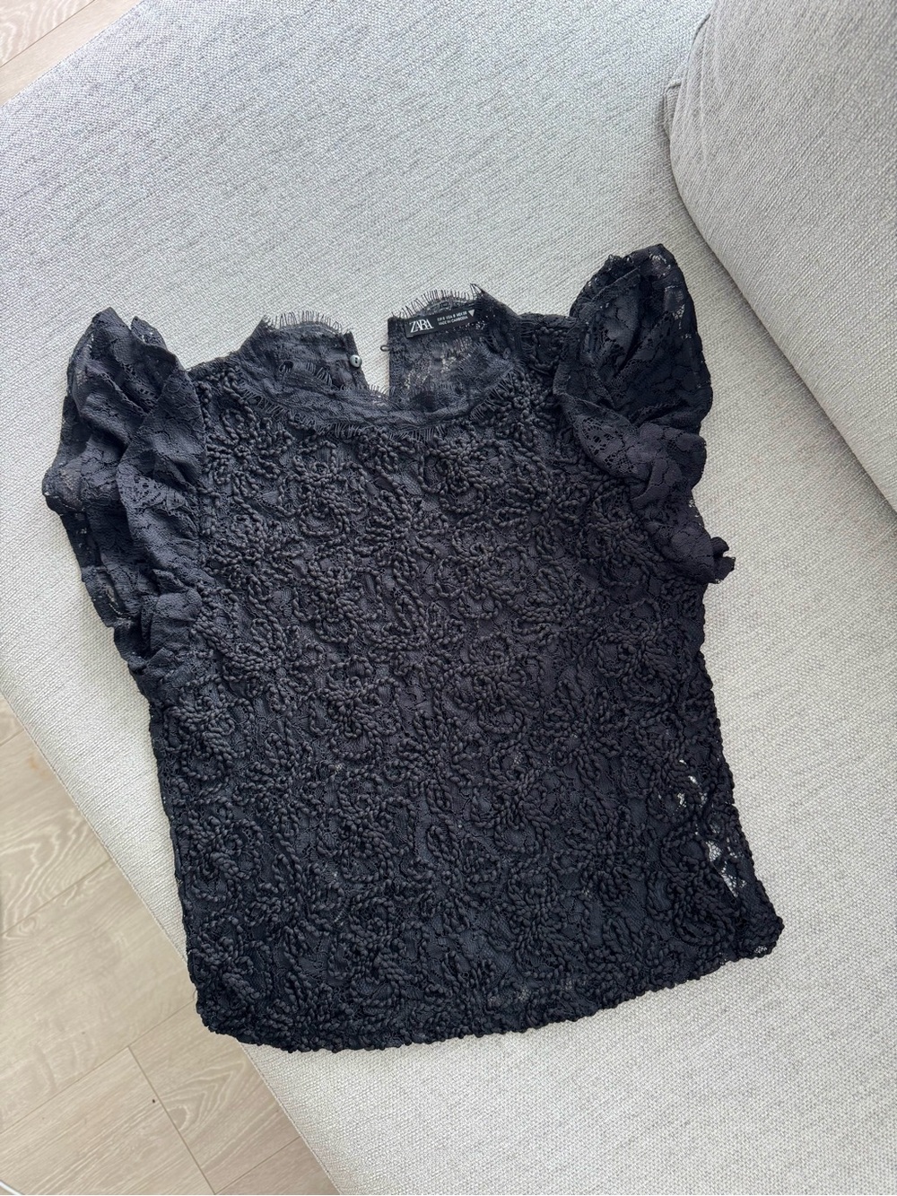 ZARA Black Floral Lace Puff Sleeve Blouse